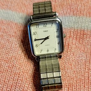 Timex Quartz! Silver with one size fits most band!